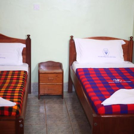 Miryams Village Inn Safari Lodge Sultan Hamud Buitenkant foto
