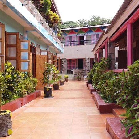 Miryams Village Inn Safari Lodge Sultan Hamud Buitenkant foto