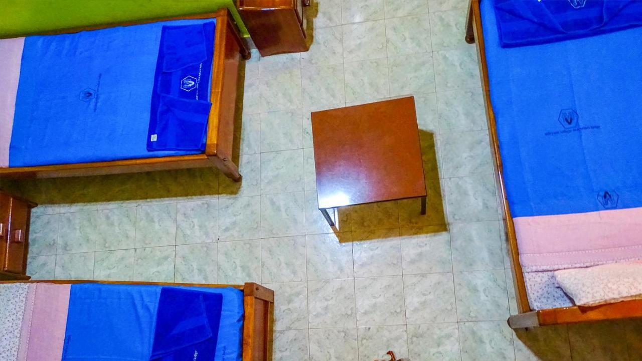 Miryams Village Inn Safari Lodge Sultan Hamud Buitenkant foto