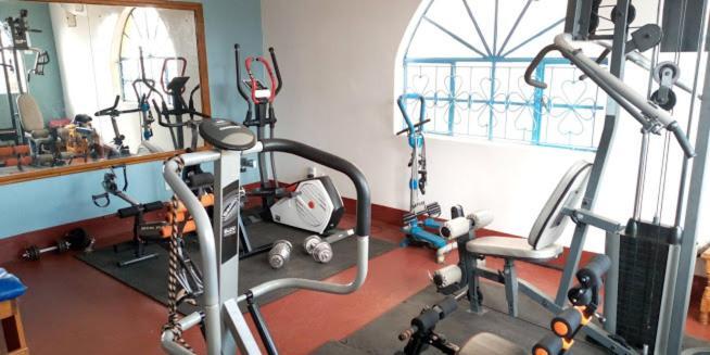 Miryams Village Inn Safari Lodge Sultan Hamud Buitenkant foto
